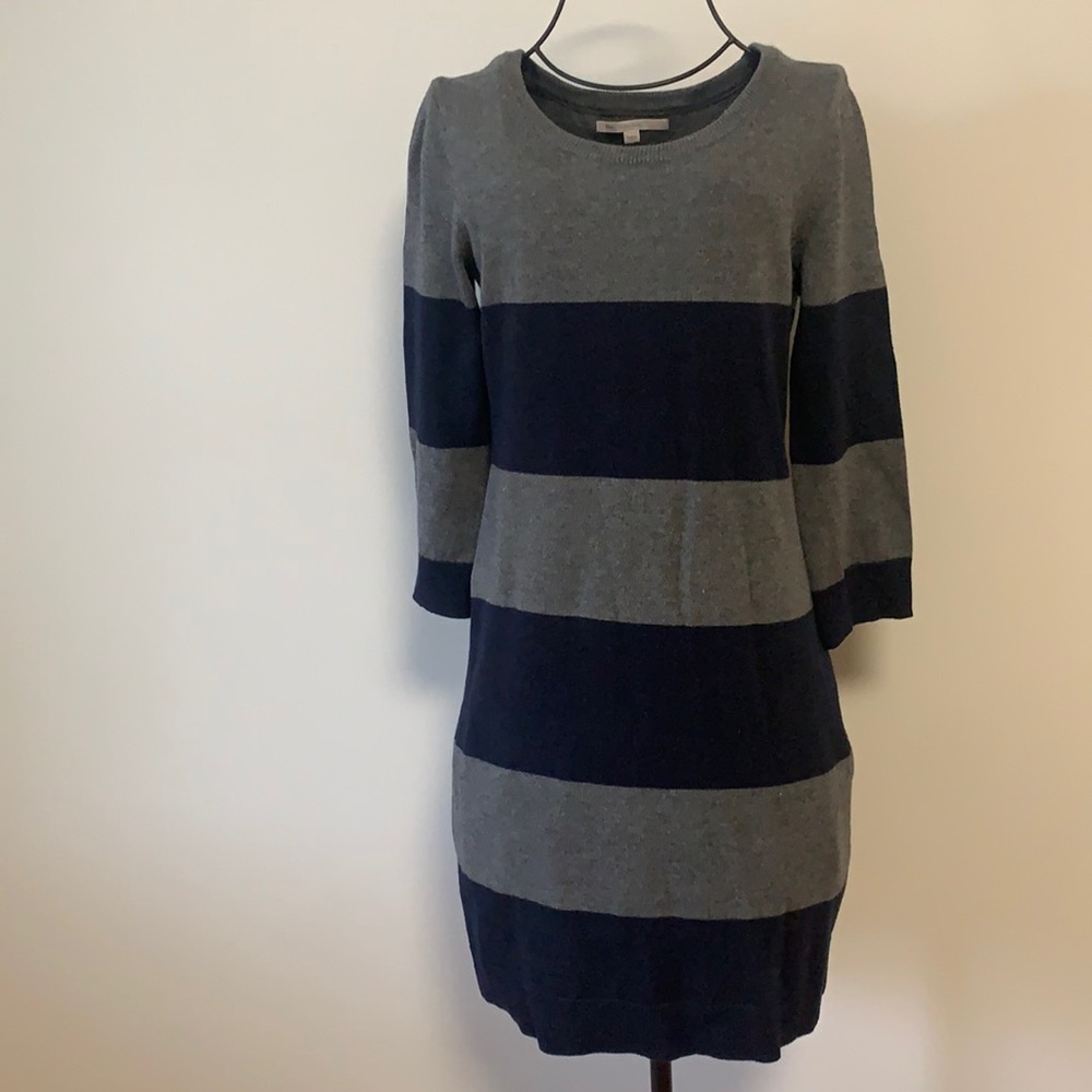 Gap navy and gray sweater dress